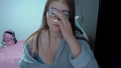 Snapshot of namibecker chatting on March 2025 01:55:02 AM Nami online show from March 2025 01:55:02 AM