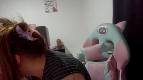 Snapshot of namibecker chatting on November 2025 01:29:02 AM Nami online show from November 2025 01:29:02 AM