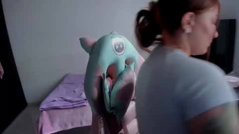 Snapshot of namibecker chatting on February 2026 06:58:02 PM Nami online show from February 2026 06:58:02 PM