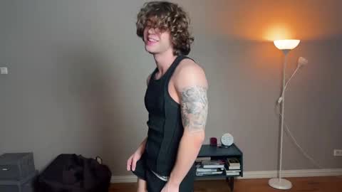 Snapshot of namiraaxel chatting on March 2025 08:16:02 PM Georges online show from March 2025 08:16:02 PM