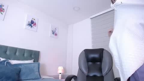 Snapshot of namisunny chatting on March 2025 05:29:02 AM nami online show from March 2025 05:29:02 AM