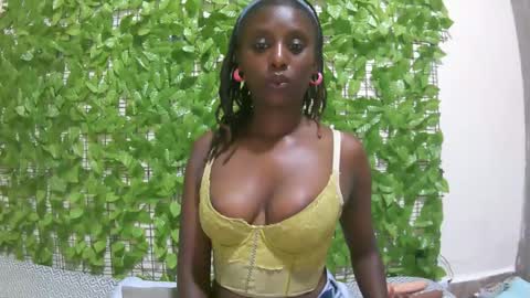 nana2095 online show from January 2026 02:38:01 AM