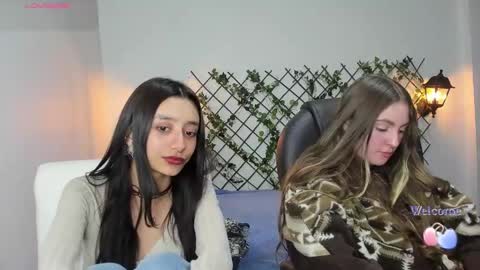 Snapshot of nana_rousse chatting on February 2026 11:22:01 PM Rousse online show from February 2026 11:22:01 PM