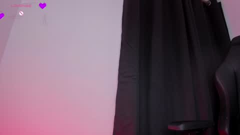            online show from December 2024 08:33:02 AM