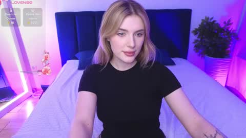 Maeve online show from March 2025 05:24:02 PM