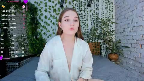 Luna online show from February 2025 02:09:02 PM