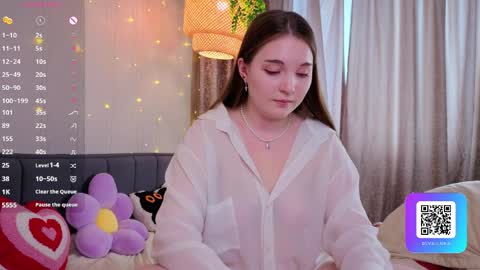 Luna online show from April 2026 05:45:02 AM