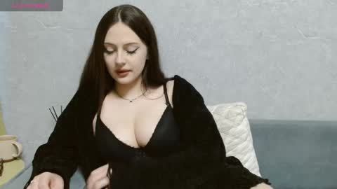 Nancy online show from April 2026 03:58:01 PM