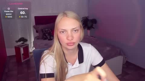 Snapshot of nancysummer chatting on July 2026 10:54:02 AM NancySummer online show from July 2026 10:54:02 AM