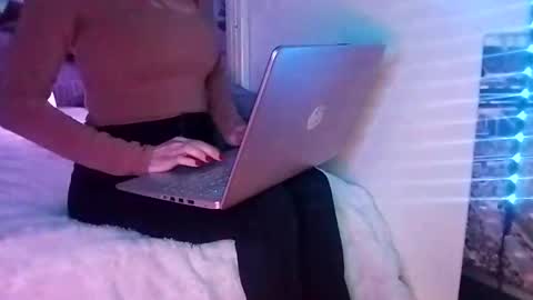 Snapshot of nancyybonita chatting on January 2025 02:36:01 AM nancyybonita online show from January 2025 02:36:01 AM