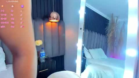 Snapshot of nanda_vixen_ chatting on February 2026 10:43:01 PM Nanda online show from February 2026 10:43:01 PM