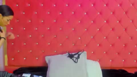 nanis james15 online show from April 2026 02:34:01 AM