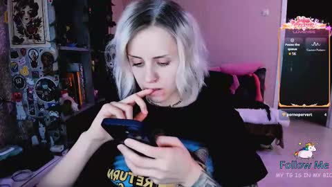 Monday-Friday 12-4 AM and 6-9 AM New York time online show from January 2026 08:12:01 PM