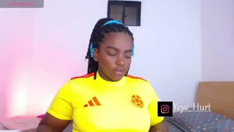 Nao.... model Independiente online show from June 2026 07:19:01 PM