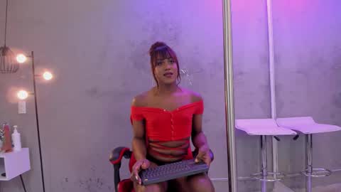 Snapshot of naomi__blair chatting on February 2026 03:14:02 AM Naomi Blair online show from February 2026 03:14:02 AM