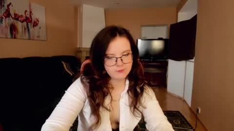 Snapshot of naomi_di chatting on July 2026 02:44:01 PM naomi_di online show from July 2026 02:44:01 PM