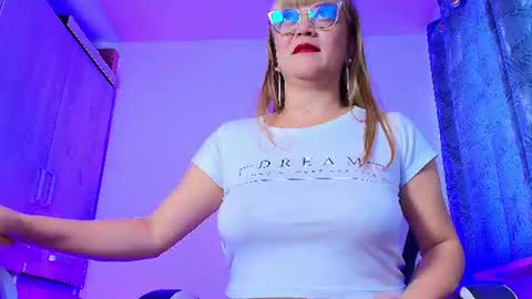 Snapshot of naomi_diamond_ chatting on July 2026 11:46:02 AM Naomi online show from July 2026 11:46:02 AM