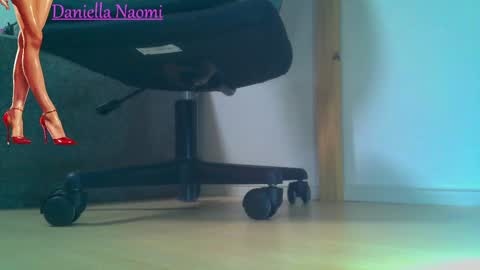 Snapshot of naomi_sexy2021 chatting on February 2025 10:04:01 AM Daniella Naomi online show from February 2025 10:04:01 AM