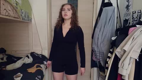 Naomi online show from February 2026 08:25:02 AM