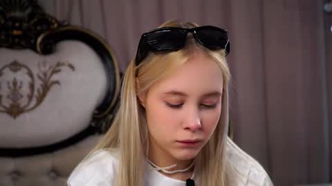 Angel online show from March 2026 02:17:02 AM