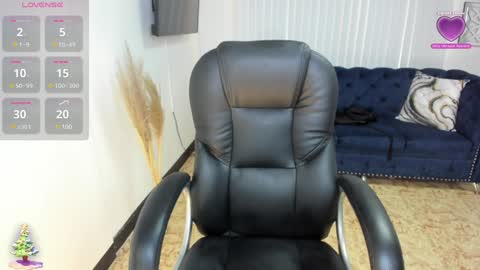 Naomi Campbell online show from December 2024 05:33:02 PM