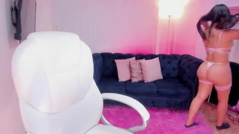 Naomi Campbell online show from February 2025 01:38:01 PM