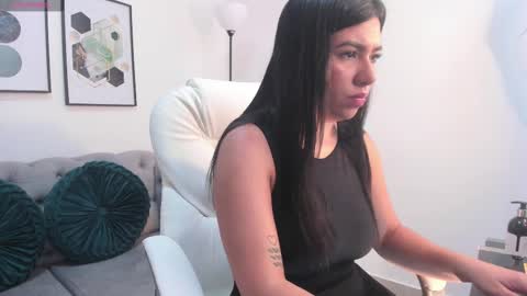 Naomi Campbell online show from September 2025 05:05:02 PM