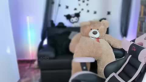 Naomi online show from March 2026 10:35:01 PM