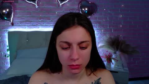 Snapshot of naomimur chatting on November 2025 04:50:02 AM Naomi online show from November 2025 04:50:02 AM