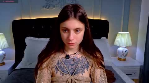 Snapshot of naomimur chatting on November 2025 05:18:02 AM Naomi online show from November 2025 05:18:02 AM