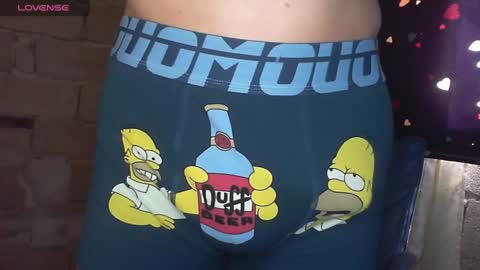 Snapshot of naomisimon chatting on January 2025 08:32:01 PM bellas2012 online show from January 2025 08:32:01 PM