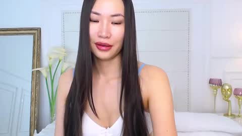 Naomi online show from December 2024 02:16:01 AM