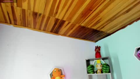 Snapshot of naomy_ruiz_ chatting on May 2026 12:00:02 PM NAOMY online show from May 2026 12:00:02 PM