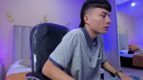 Nascary Fox online show from January 2026 07:49:02 PM