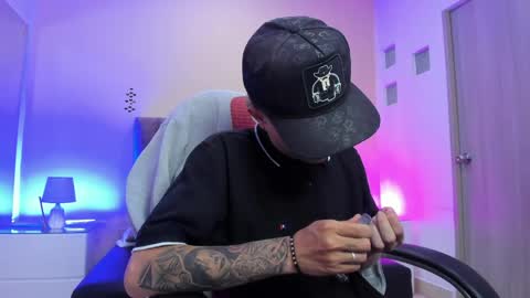 Nascary Fox online show from April 2026 01:10:02 PM