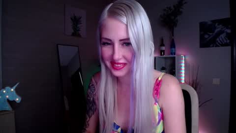 Snapshot of nastasya_cute chatting on December 2024 02:01:02 AM Nastya online show from December 2024 02:01:02 AM