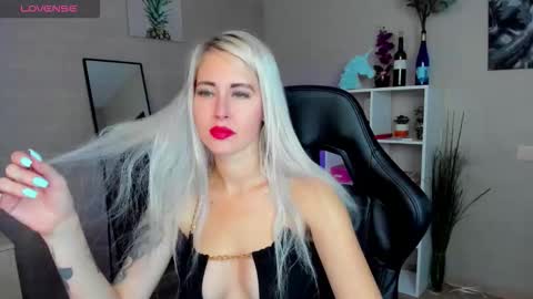Snapshot of nastasya_cute chatting on September 2025 01:39:01 AM Nastya online show from September 2025 01:39:01 AM