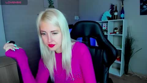 Snapshot of nastasya_cute chatting on October 2025 01:34:01 AM Nastya online show from October 2025 01:34:01 AM