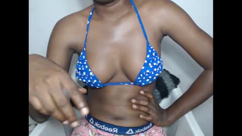 nasty_luna0 online show from March 2025 04:30:02 AM