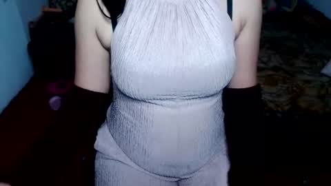 Snapshot of nasty_womens_milk chatting on June 2026 12:08:01 AM nasty_womens_milk online show from June 2026 12:08:01 AM