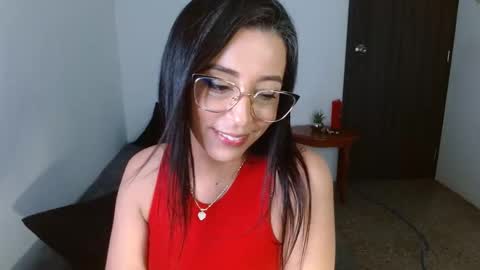 Snapshot of nat4youlove chatting on February 2025 04:50:01 AM nathalia online show from February 2025 04:50:01 AM