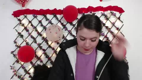 Natalia Walker online show from February 2026 06:08:01 PM