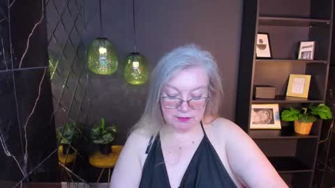 Snapshot of natalicloud chatting on May 2026 01:16:02 PM NataliCloud online show from May 2026 01:16:02 PM