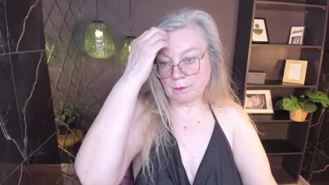 Snapshot of natalicloud chatting on May 2026 01:28:01 PM NataliCloud online show from May 2026 01:28:01 PM