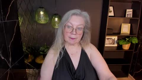 Snapshot of natalicloud chatting on May 2026 01:54:02 PM NataliCloud online show from May 2026 01:54:02 PM