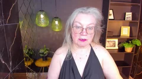 Snapshot of natalicloud chatting on May 2026 01:06:01 PM NataliCloud online show from May 2026 01:06:01 PM