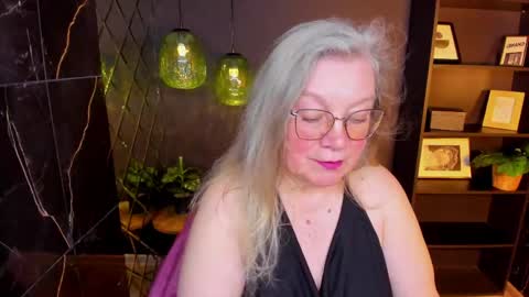 Snapshot of natalicloud chatting on May 2026 06:09:01 PM NataliCloud online show from May 2026 06:09:01 PM