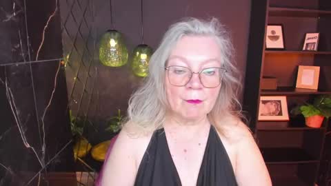 Snapshot of natalicloud chatting on June 2026 01:04:01 PM NataliCloud online show from June 2026 01:04:01 PM