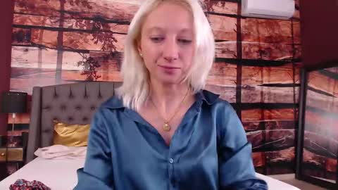 Natalie online show from October 2025 10:24:01 AM