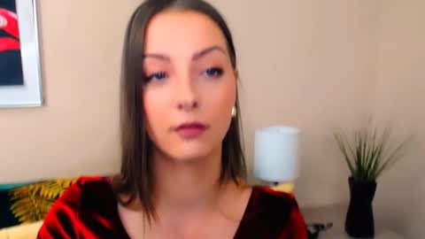 Snapshot of natalie_live chatting on April 2026 06:29:02 AM NatalieSexy online show from April 2026 06:29:02 AM